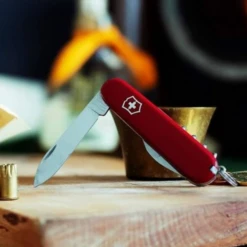 Victorinox Waiter - Red -Stanley Store 0.3303 6 600x600 e25f612a 39be 4f12 89c7 7267694a7226