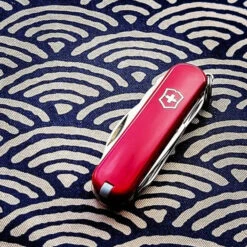 Victorinox Rambler - Red -Stanley Store 0.6363 3 600x600 534112c5 d802 4512 961b d7699b141fef