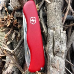 Victorinox Adventure Red Liner-Lock V0.8453 -Stanley Store 0.8453 5 600x600 5e67c86c a2e4 460f ad41 2136ef9b65fa