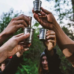 Stanley Adventure Shot Glass Set + Flask Hammertone Green -Stanley Store 08898c828a7d716c021c09aec0d9eda9 600x600 91fc5442 f4b0 405b a03c 32457b4ec77f