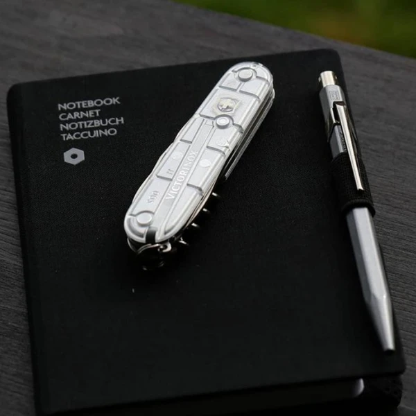 Victorinox Spartan - Silver Tech 5 Victorinox Spartan - Silver Tech - Image 3