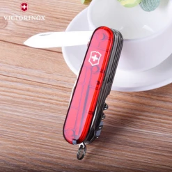 Victorinox Huntsman Lite - Red -Stanley Store 1.7915.T 4 600x600 cd3379d7 f3a2 43e0 a730 7928dd258f11