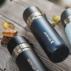 Stanley Go Slim Bottle 16oz - Hammertone Green -Stanley Store 10 10262 034 9 1f4c8933 25cf 44c9 81d3 c26381a4a7d5