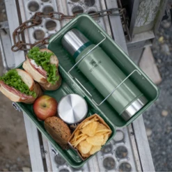 Stanley Classic Lunchbox 10QT Black -Stanley Store 1 75d7382c a5c3 4393 ab9c 2dbdf748a440