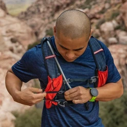 Nathan Vapor Swift Blue Nights/High Risk Red (4L) 11 Nathan Vapor Swift Blue Nights/High Risk Red (4L) -Stanley Store 4720N 0585 6 600x600 cd792583 8131 4426 8f50 30895b6e89df