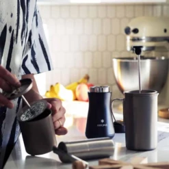 Snow Peak Stainless Vacuum Bottle Tsuzumi 350 Black -Stanley Store 4 1ec3c7ae 23e7 444b adc9 3e74e7ddf0de