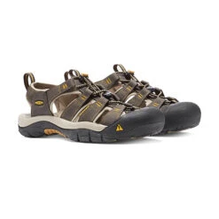 Keen Newport H2 (Men) - Raven/Aluminum -Stanley Store 56