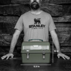 Stanley Classic Lunchbox 10QT Hammertone Green 11 Stanley Classic Lunchbox 10QT Hammertone Green -Stanley Store 5 600x600 12ec037d 3222 4332 81e4 7aaba7bc816b
