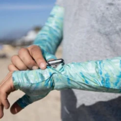 Sunday Afternoon UVShield Cool Sleeves With Hand Cover - Black -Stanley Store 6 c85ee17a bec8 45ba 886b 54f812f01008