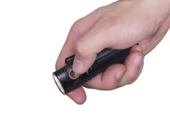Fenix E30R Luminus SST40 LED Flashlight BLACK 19 Fenix E30R Luminus SST40 LED Flashlight BLACK -Stanley Store E30R Hand Use 20014.1556287843