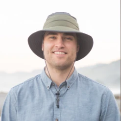 Sunday Afternoon Solar Bucket -Stanley Store S2A03070B31203 8 600x600 87c4d135 47a4 4ca1 85f7 fdd642a68db1