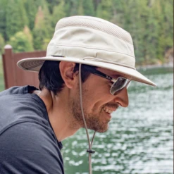 Sunday Afternoons Charter Escape Hat -Stanley Store S2A09610B31203 9 600x600 fd47740f 30d0 462a 9977 828fea5e4276