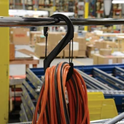 Nite Ize S-Biner Double Carabiner #10 -Stanley Store SBP10 03 01BG 2 600x600 e46b5eb4 3462 44ef 9b97 a565ecb2eb3f