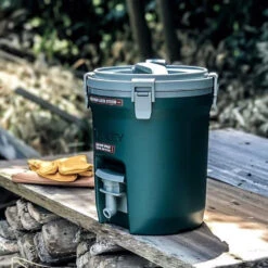 Stanley Adventure Water Jug 2 Gallon 32 Stanley Adventure Water Jug 2 Gallon -Stanley Store d6e1337afbd660455eb9477fbc04da71 600x600 6b273b4b b1e2 4698 9efc c33ddca65a34